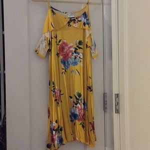 Gorgeous yellow off the shoulder dress